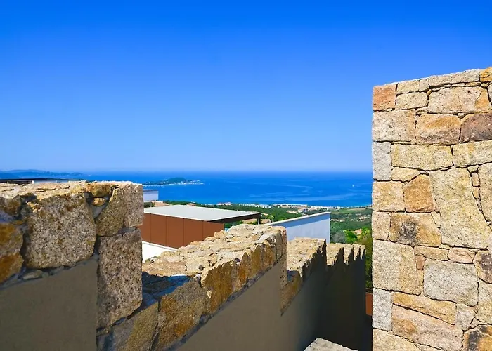 Villa A Pinnata Albitreccia