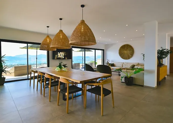 别墅 A Pinnata Albitreccia